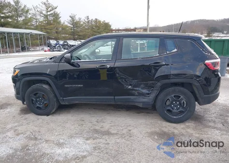 2018 Jeep Compass Sport 4X4 z USA, uszkodzony, nr VIN 3C4NJDAB1JT126737